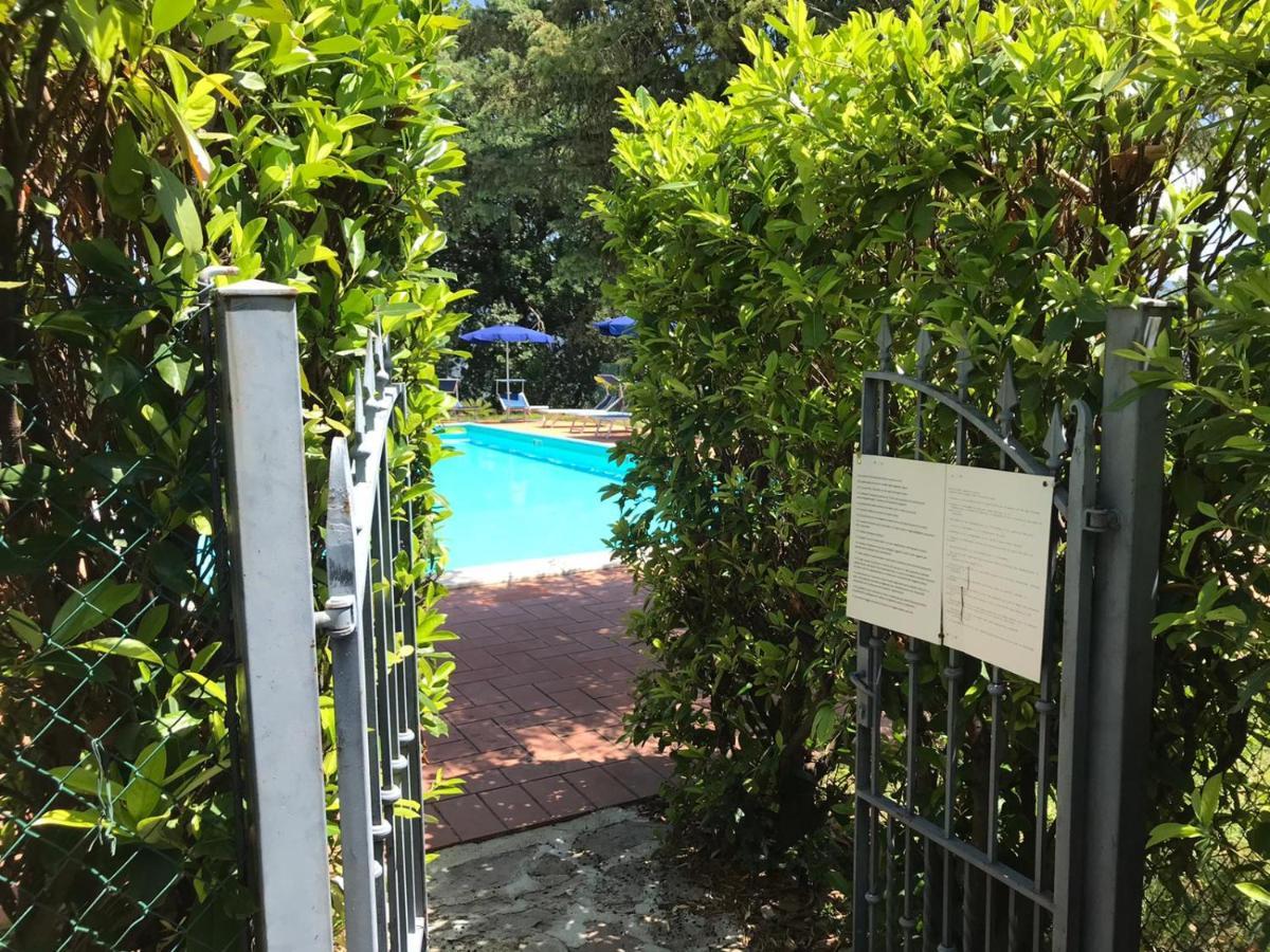 Agriturismo Camiano Piccolo 몬테팔코 외부 사진