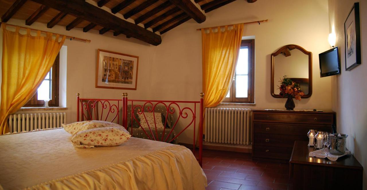 Agriturismo Camiano Piccolo 몬테팔코 외부 사진